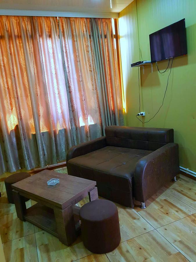 Hotel Texas Tbiliszi Kültér fotó