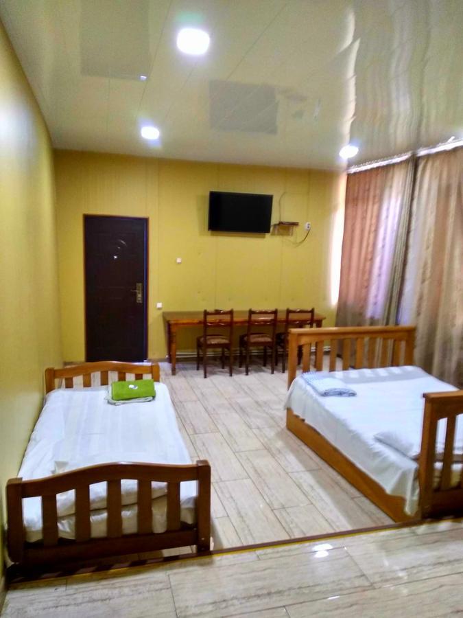 Hotel Texas Tbiliszi Kültér fotó